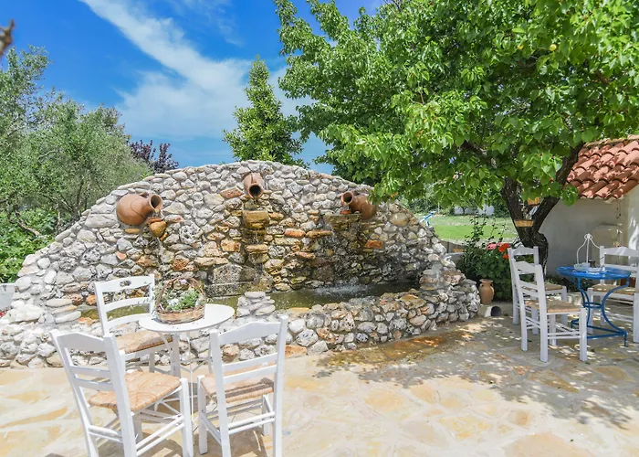 Therianos Traditional * Kalithéa