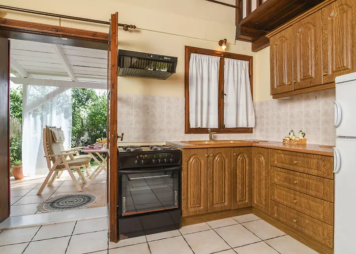 Therianos Traditional *