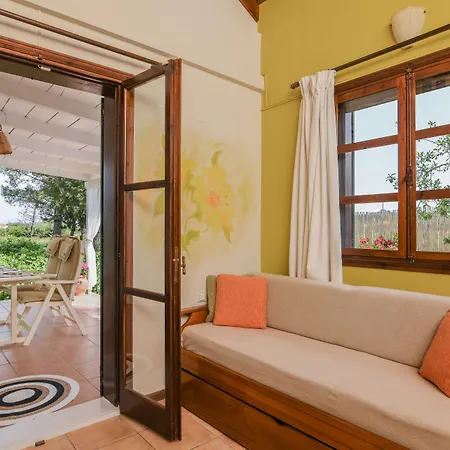 Therianos Traditional